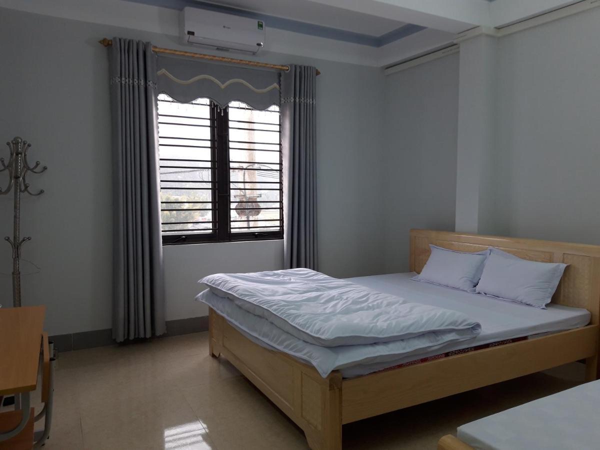 Nha Nghi T&T Hotel Dong Van  Exterior photo