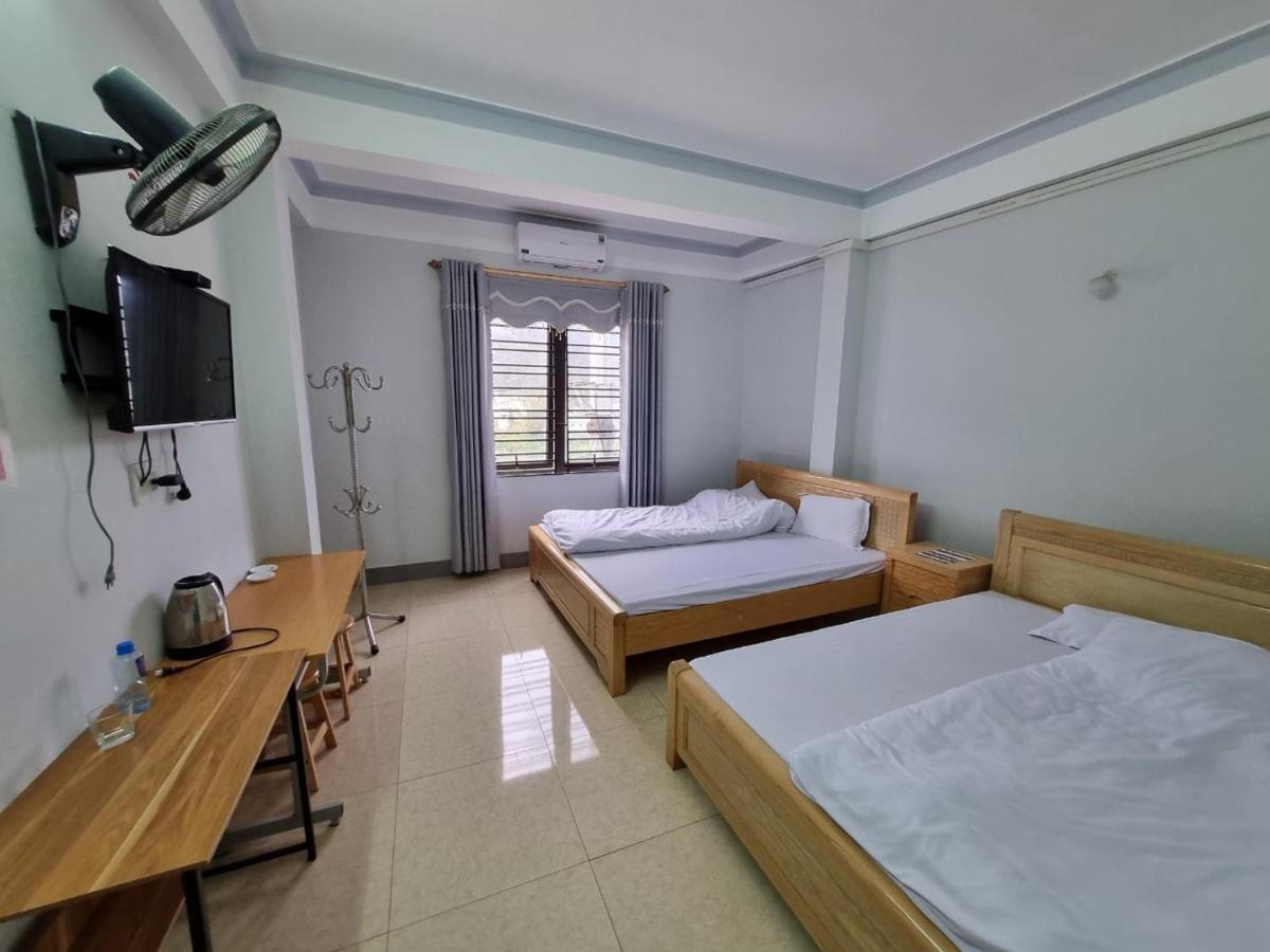 Nha Nghi T&T Hotel Dong Van  Exterior photo