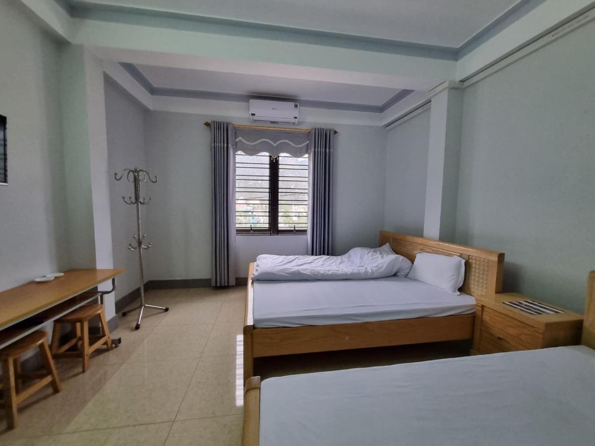 Nha Nghi T&T Hotel Dong Van  Exterior photo