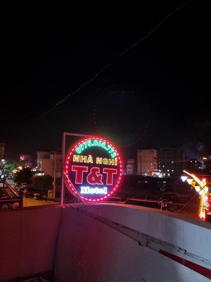 Nha Nghi T&T Hotel Dong Van  Exterior photo